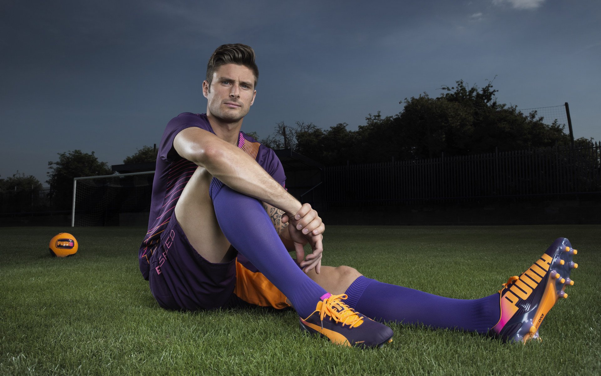 山西队对阵国王，伦纳德存在感拉满的战术博弈