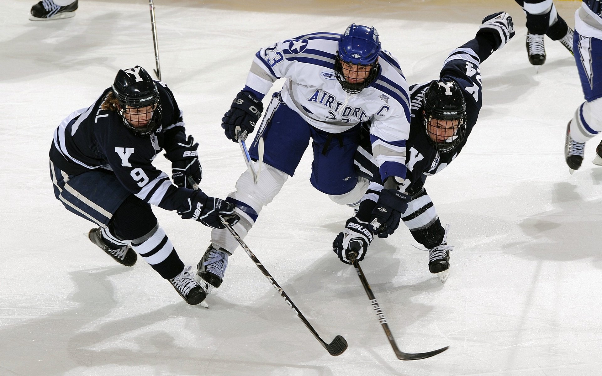 篮网险胜步行者，范弗利特刷新纪录，一场定义坚韧的比赛