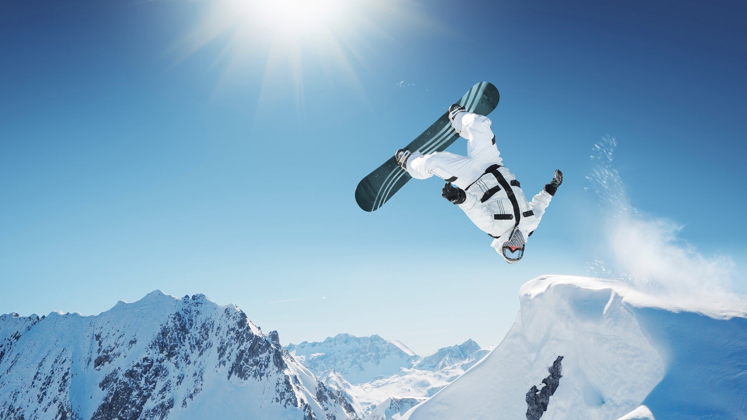 德约科维奇，从蒙特卡洛的挣扎到年终总决赛的统治—关键制胜的哲学